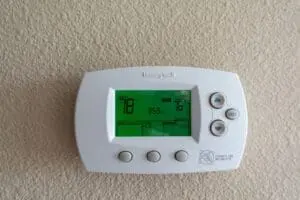 FAQs - Ambient Edge Learn how to set your Honeywell thermostat’s temperature and keep your home at a comfortable temperature.