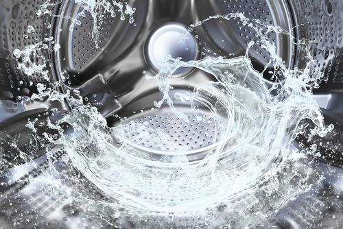 https://www.ambientedge.com/wp-content/uploads/2019/12/faqs-why-is-there-water-left-in-my-washing-machine.jpg