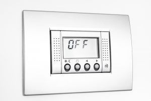 Should I Turn My Thermostat Off When Traveling for the Holidays?