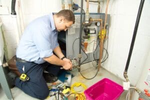 technician-fixes-gas-furnace