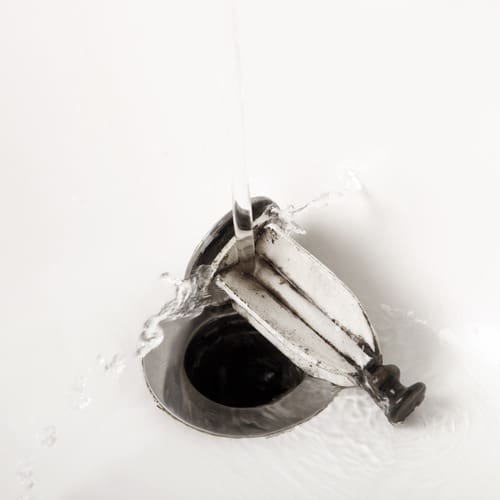 Read more about the article Why Does My Arizona Sink Smell?